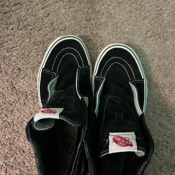 Shoes - vans high top